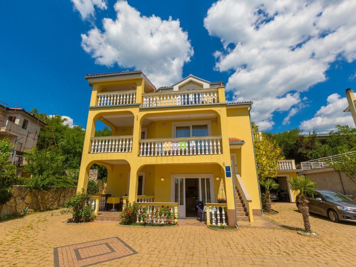 Artan Apartment